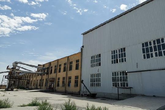 阜康市阜北农工商联合企业公司转让位于222团轧花厂一批存货,房屋建筑